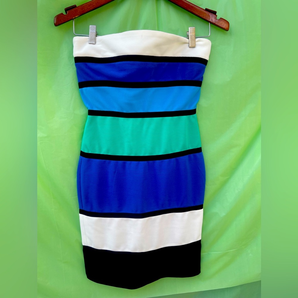 NWT bandage strapless dress size M